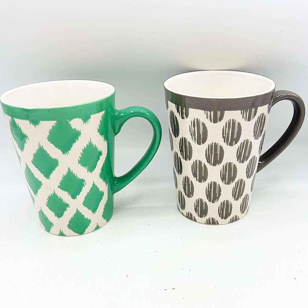 Set of 2 SCM Home Green and Gray Geometric Mugs